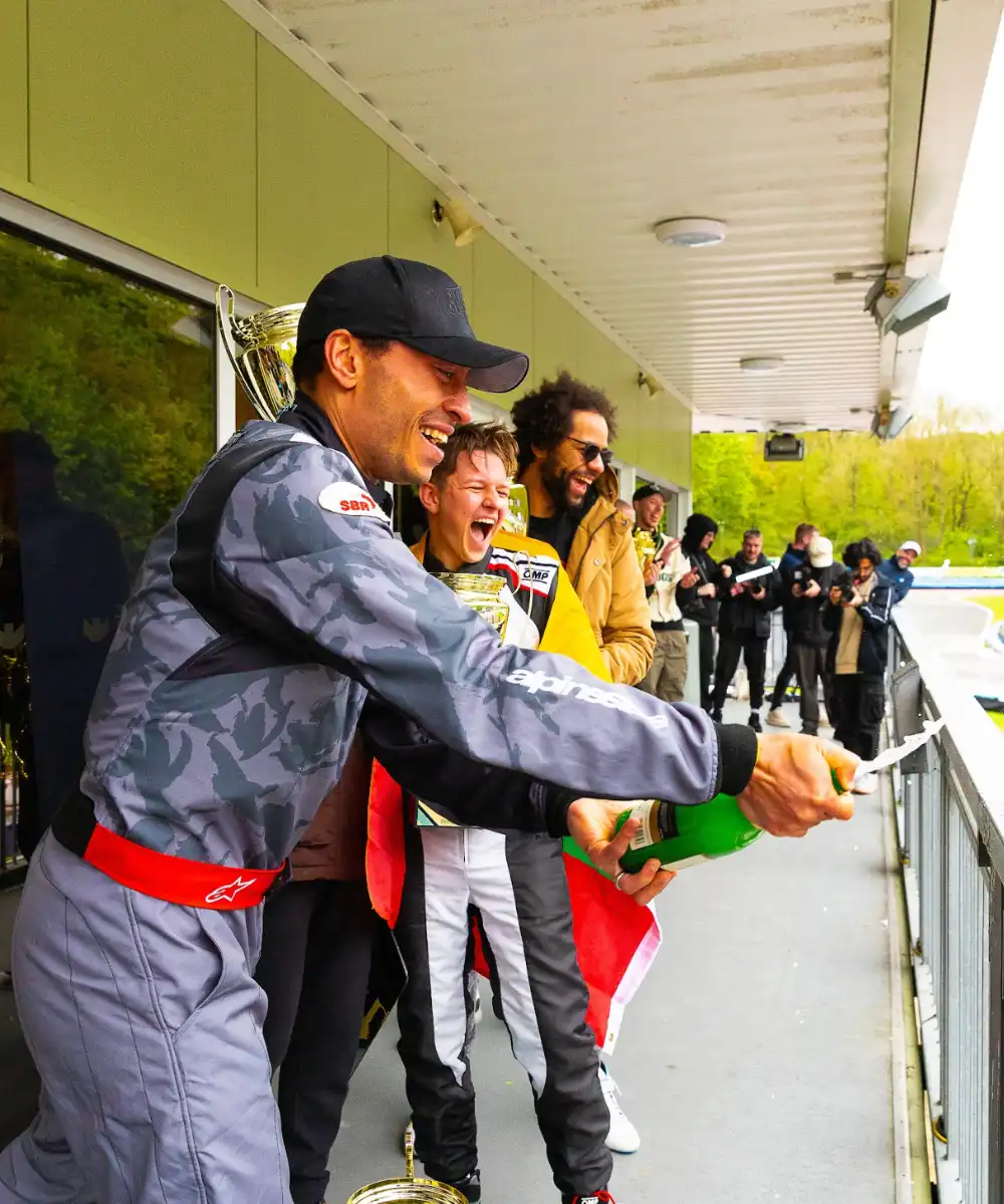 Championship racing at Buckmore Park